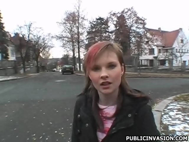 PublicInvasion - Martina/Tarra White